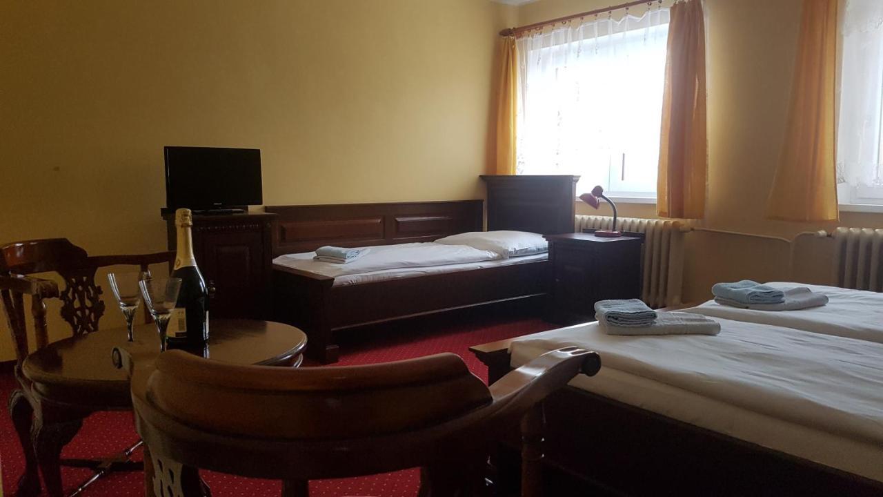 Hotel Slunecna Божий Дар Экстерьер фото