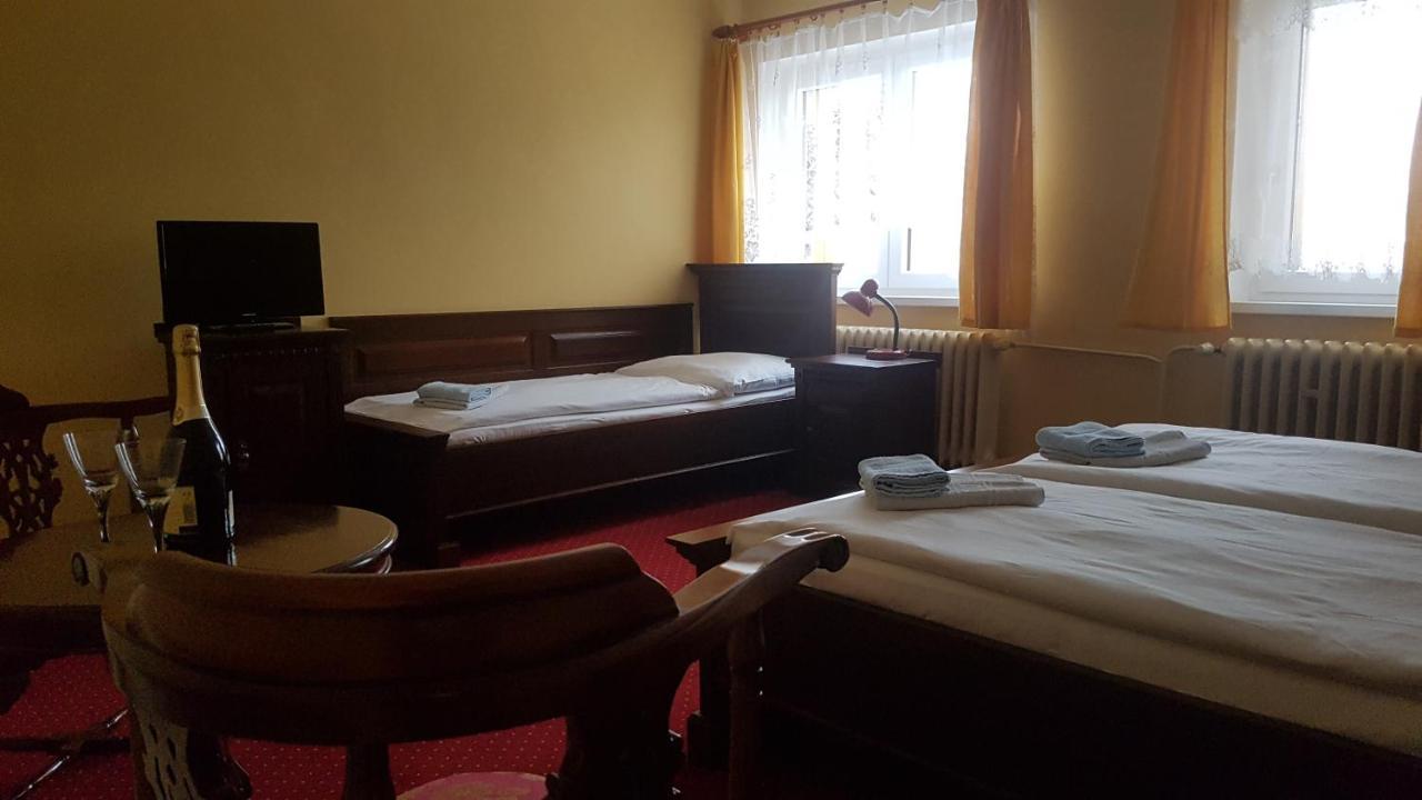 Hotel Slunecna Божий Дар Экстерьер фото