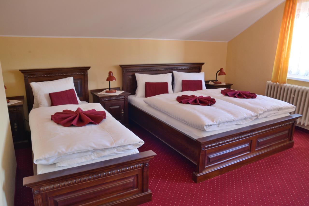 Hotel Slunecna Божий Дар Экстерьер фото