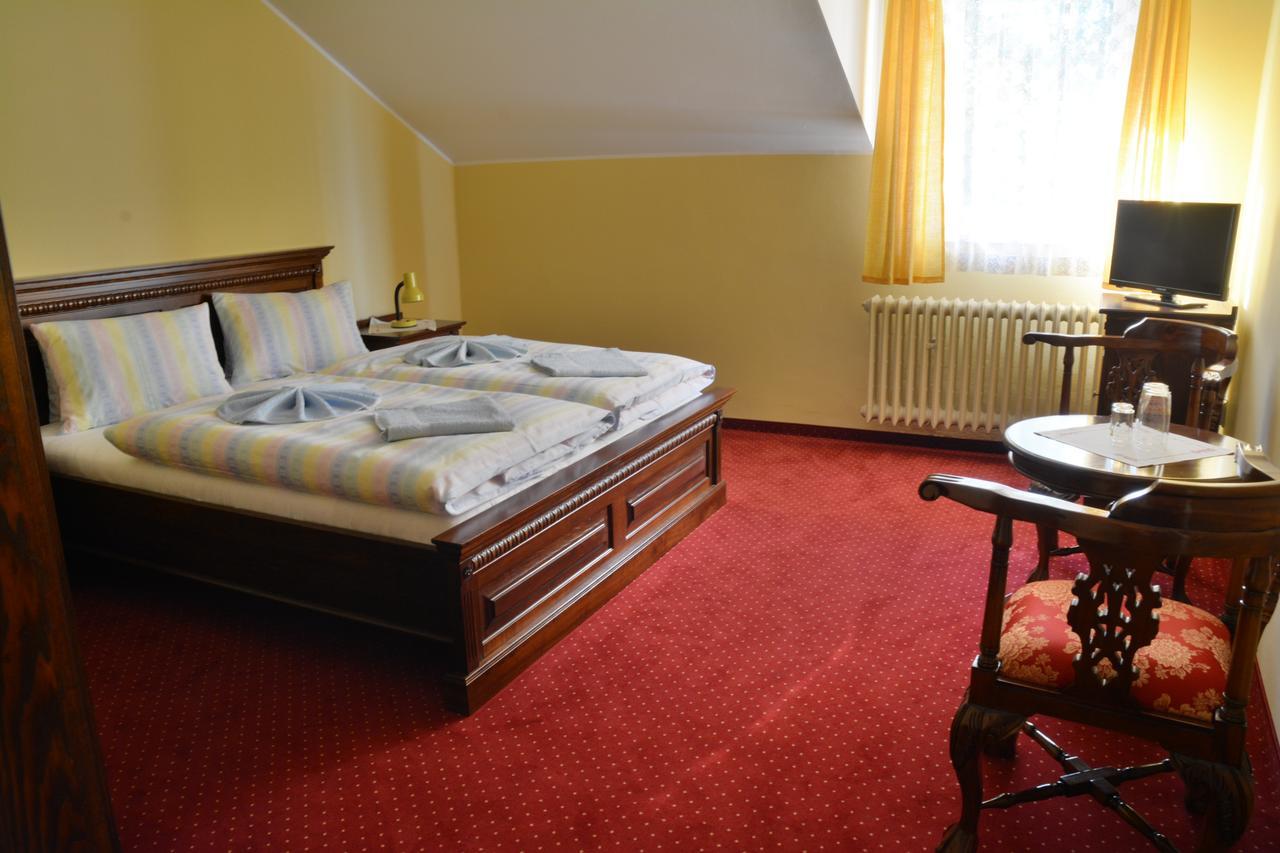 Hotel Slunecna Божий Дар Экстерьер фото