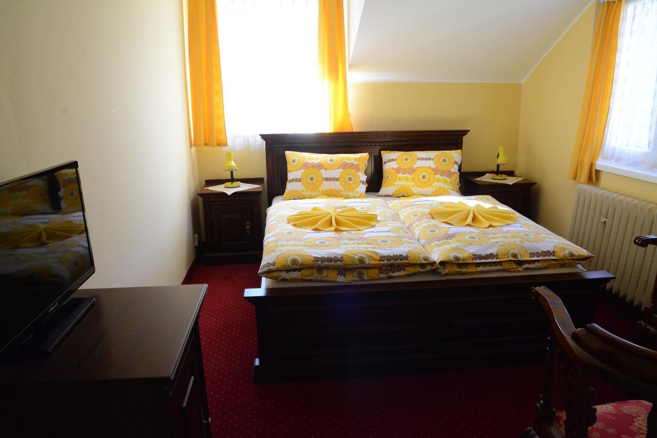 Hotel Slunecna Божий Дар Экстерьер фото